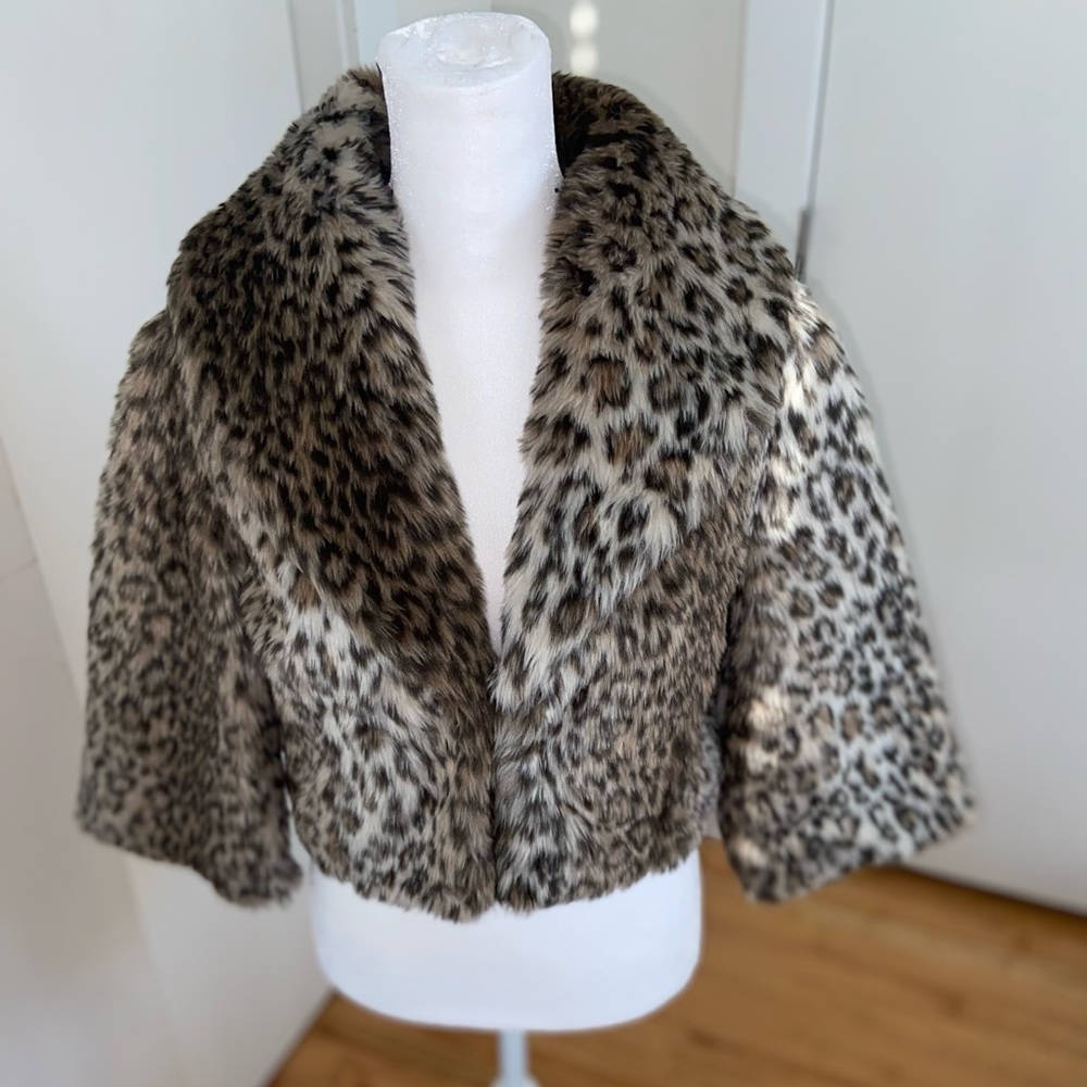 Peck & Peck Faux Fur Leopard Print Cropped Jacket - Brown & Cream